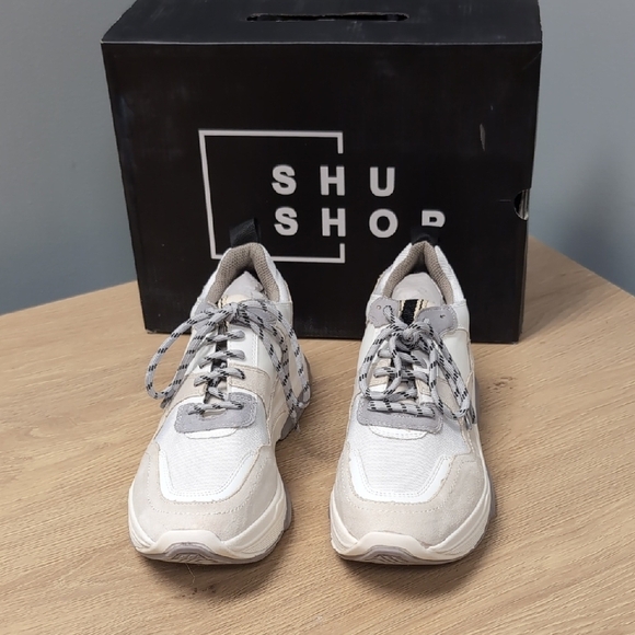New In Box ShuShop Perla Gray Chunky Sneakers. Size 8.5 - Picture 1 of 6